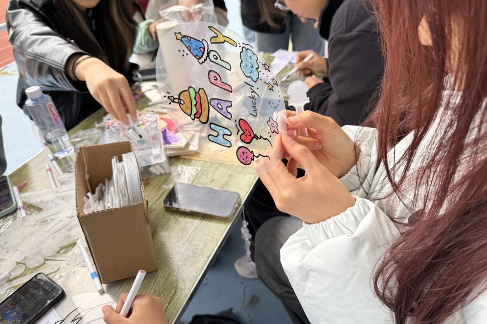 CE6482B26140859629DC3B7E4B3DB19E