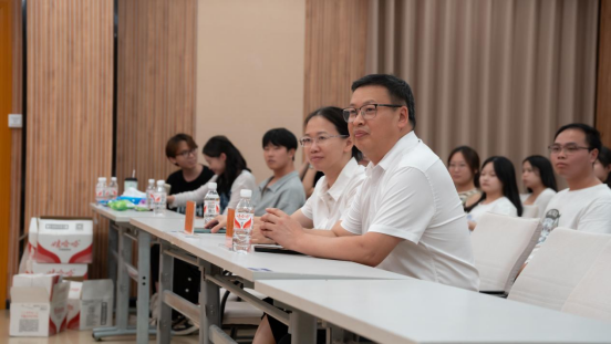 一路向阳.筑梦启航—九游会国际医学部开展2024级研究生迎新联欢会
